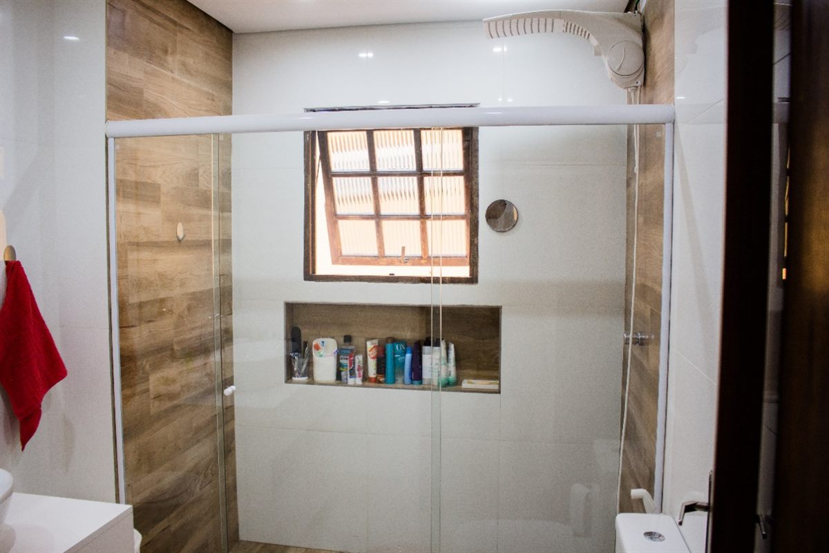 Box para banheiro instalado pela equipe da Naaman Vidros
